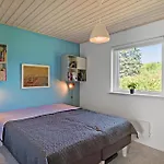 Pet Friendly In With Kitchen بيت للعطل Farsø