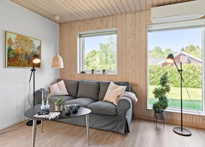 別荘 Pet Friendly In With Kitchen Farsø