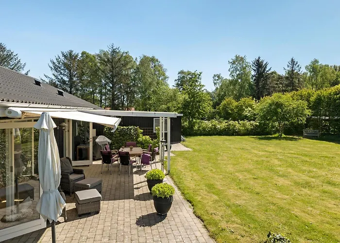 Pet Friendly In With Kitchen Farsø